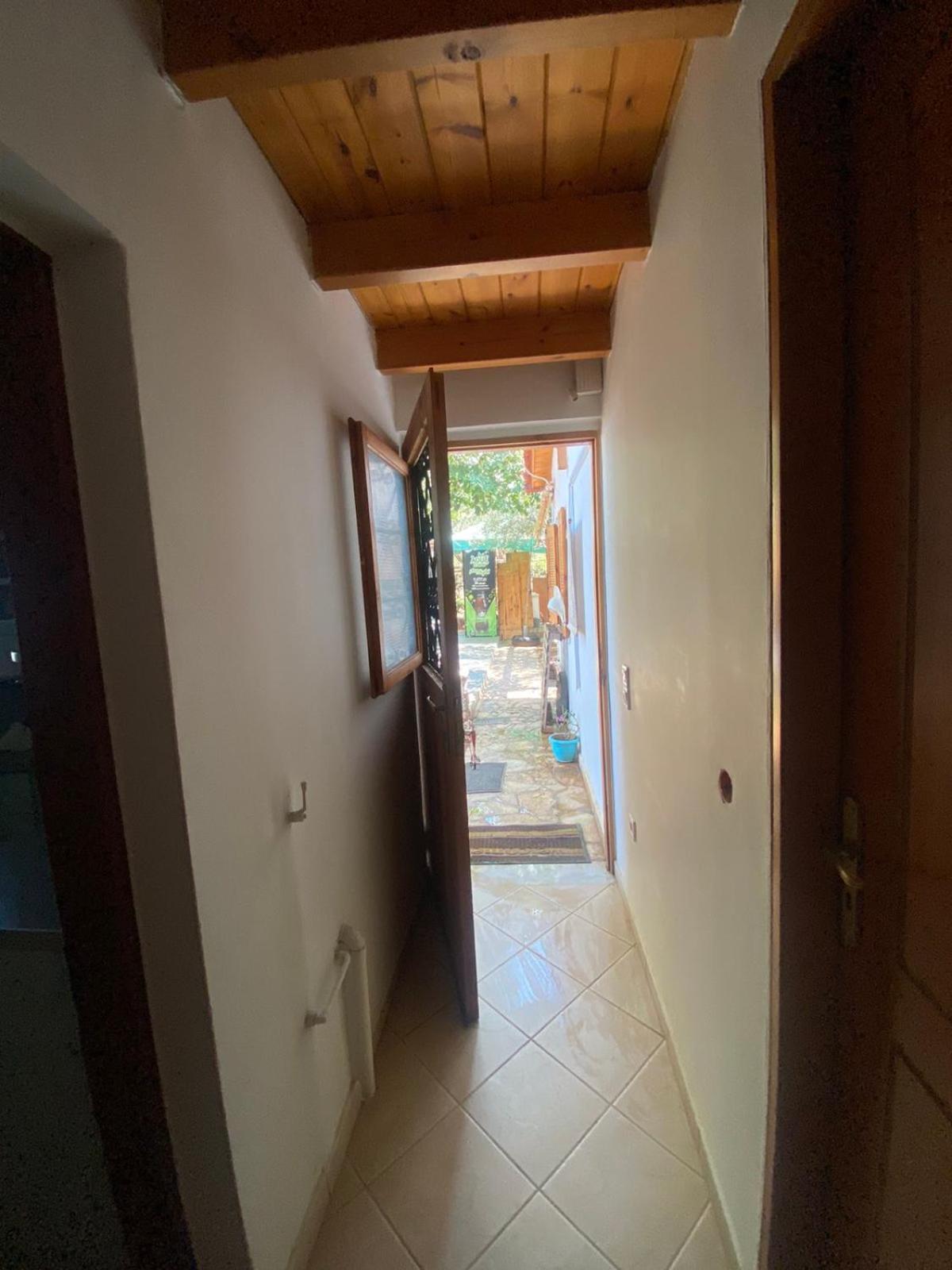 Cottage House With Incredible View Trapeza  Экстерьер фото
